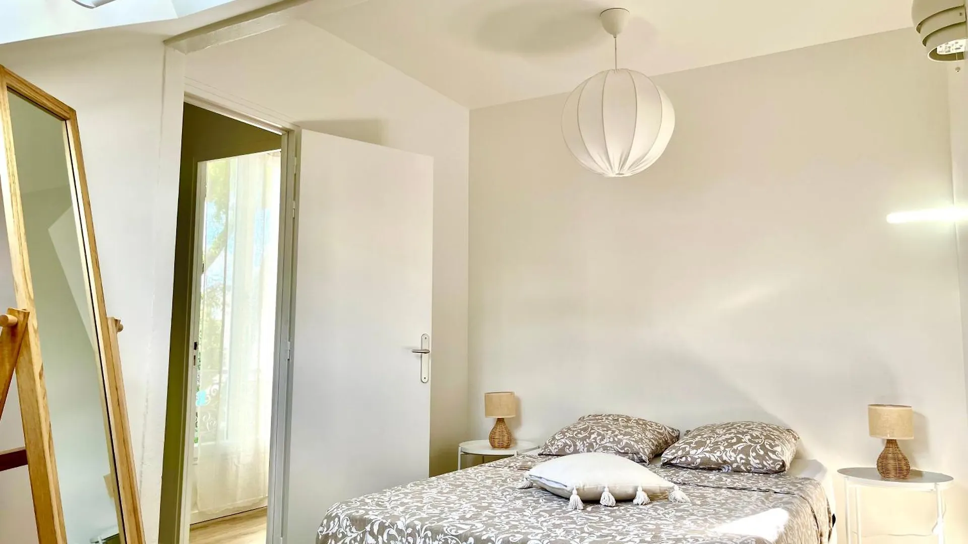 Holiday home Cosy House Near Paris, Cdg Airport + Parking Villa Aulnay-sous-Bois